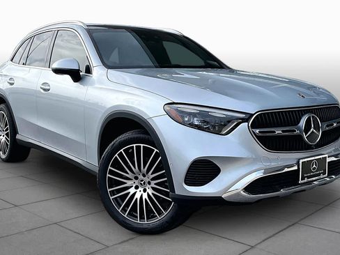 Used 2023 Mercedes-Benz GLC 300 image 3