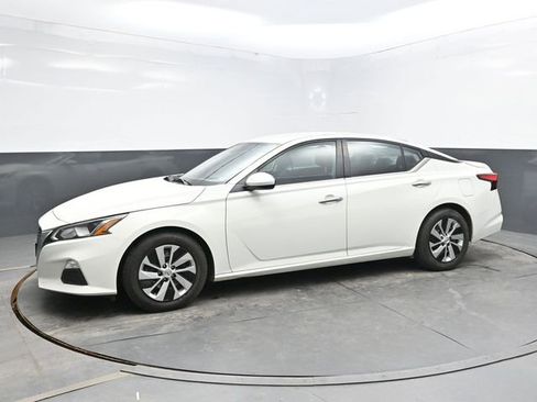 Used 2021 Nissan Altima 2.5 S FWD image 3
