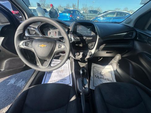 Used 2018 Chevrolet Spark LT FWD image 15