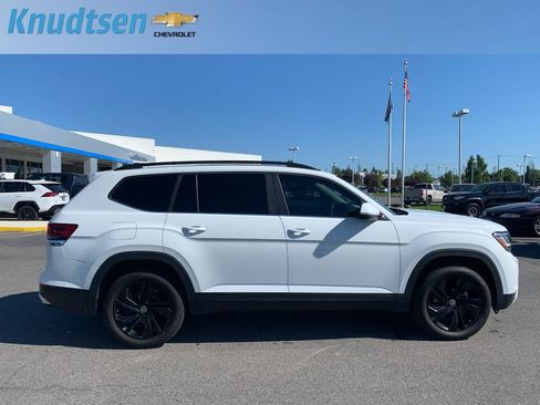 Used 2023 Volkswagen Atlas SE w/ Panoramic Sunroof Package AWD/4WD image 8
