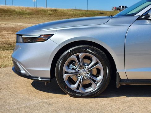 New 2025 Honda Accord EX-L image 10