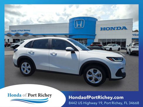 Certified 2023 Honda HR-V LX image 1