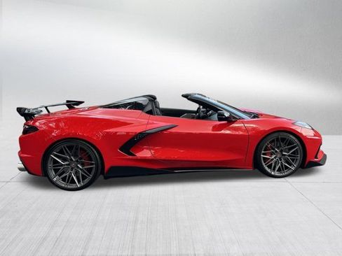 Used 2021 Chevrolet Corvette Stingray Premium Conv w/ Z51 Performance Package RWD image 13