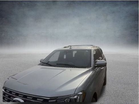 Used 2021 Ford Expedition Limited image 19