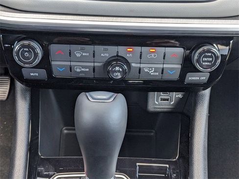 New 2024 Jeep Compass Limited w/ Sun and Sound Group image 15