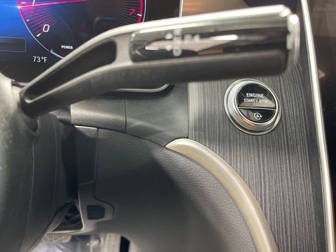 Used 2024 Mercedes-Benz GLC 300 4MATIC image 15