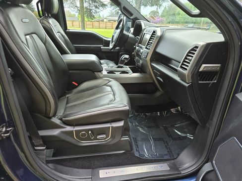 Used 2018 Ford F150 Platinum w/ Equipment Group 701A Luxury image 13