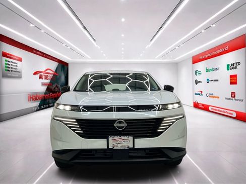 Used 2025 Nissan Murano SL AWD/4WD image 2