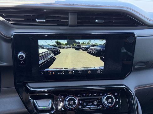 New 2026 GMC Sierra 1500 AT4 w/ AT4 Premium Package AWD/4WD image 19