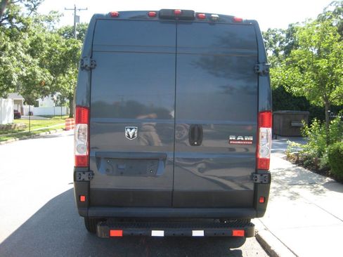 Used 2019 RAM ProMaster 2500 FWD image 5