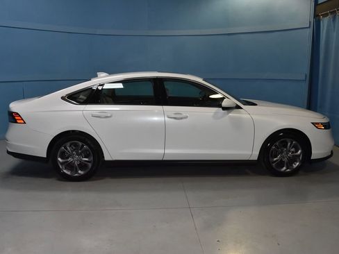 Used 2024 Honda Accord EX image 21