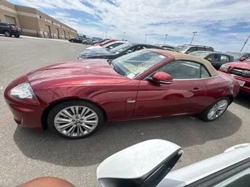 Used 2010 Jaguar XK Convertible RWD image 2