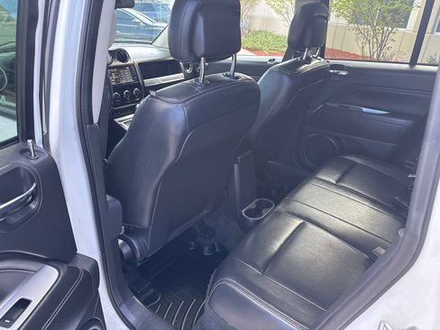 Used 2016 Jeep Compass High Altitude AWD/4WD image 21