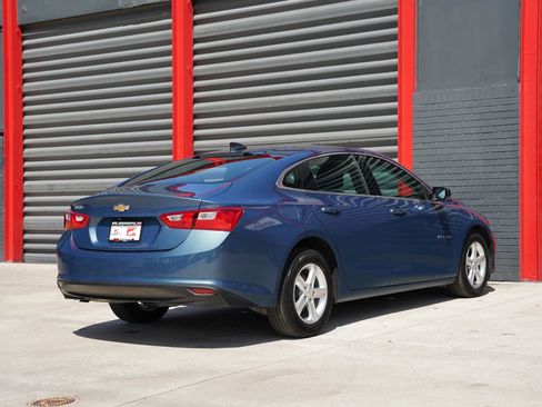 Used 2024 Chevrolet Malibu LS FWD image 9