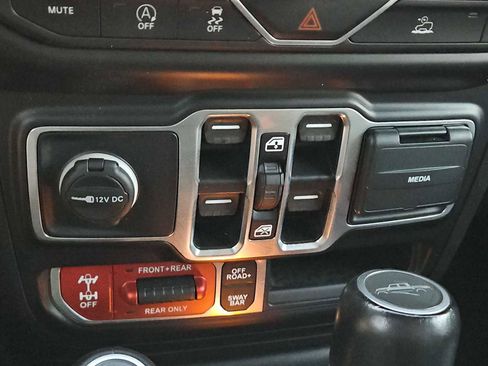 Used 2021 Jeep Gladiator Rubicon image 29