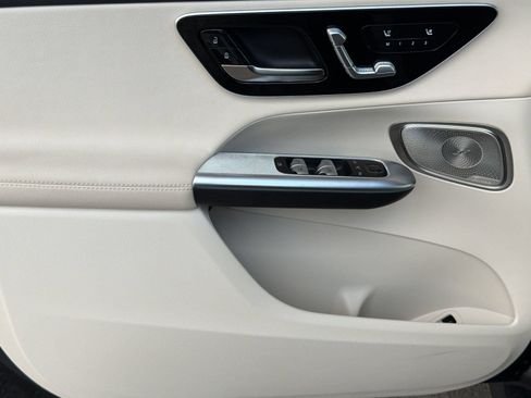 Certified 2026 Mercedes-Benz GLC 300 image 14
