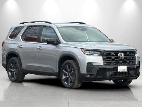 New 2026 Honda Pilot Sport image 9