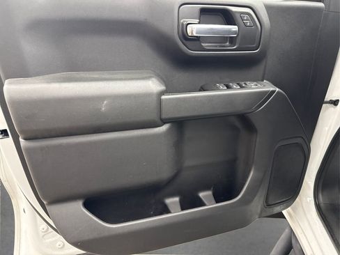 Used 2019 Chevrolet Silverado 1500 Custom Trail Boss w/ Custom Convenience Package image 24