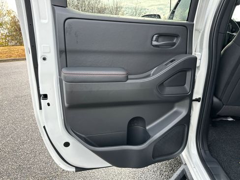 New 2026 Nissan Frontier Pro-X w/ Pro-X Convenience Package RWD image 21