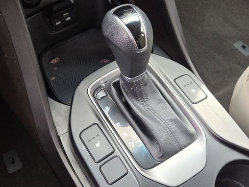 Used 2015 Hyundai Santa Fe Sport w/ Option Group 02 image 28