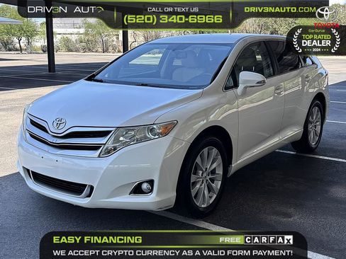 Used 2015 Toyota Venza LE FWD image 3