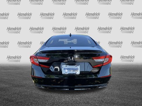 Used 2019 Honda Accord Sport image 11
