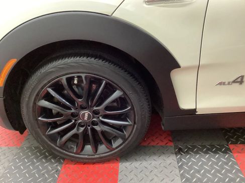 Used 2019 MINI Cooper Clubman S AWD/4WD image 13