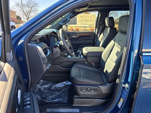 New 2026 GMC Yukon XL Denali w/ Sun & Power Step Package image 14