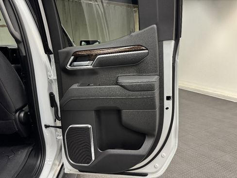 New 2026 GMC Sierra 1500 SLE w/ LPO, GMC Protection Package image 14