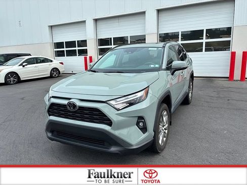 Used 2023 Toyota RAV4 XLE Premium AWD/4WD image 15