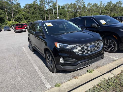Used 2022 Ford Edge SEL w/ Convenience Package AWD/4WD image 2