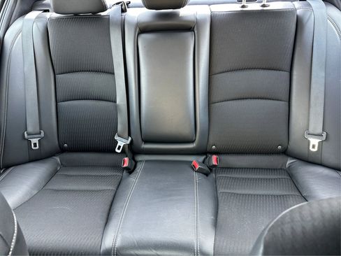Used 2017 Honda Accord Sport image 10