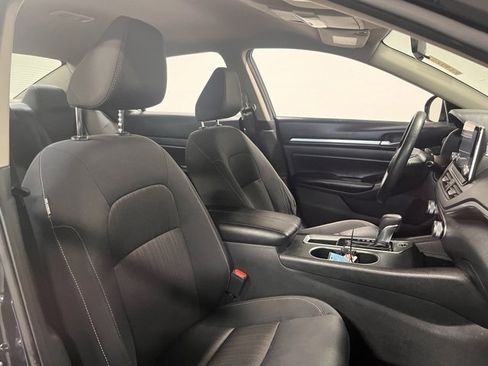 Used 2022 Nissan Altima 2.5 SV image 10