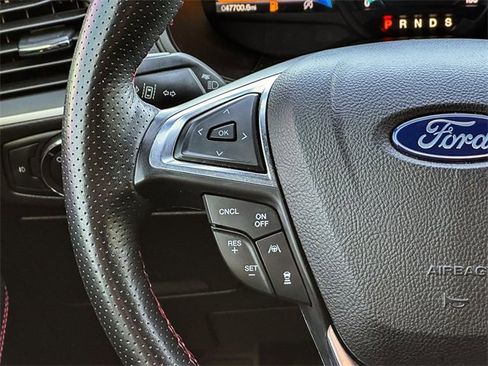 Used 2022 Ford Edge ST-Line image 21