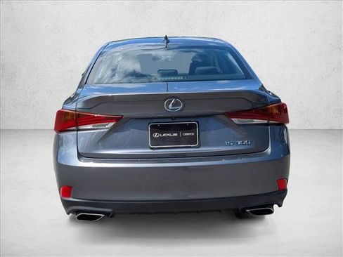 Used 2019 Lexus IS 300 image 7
