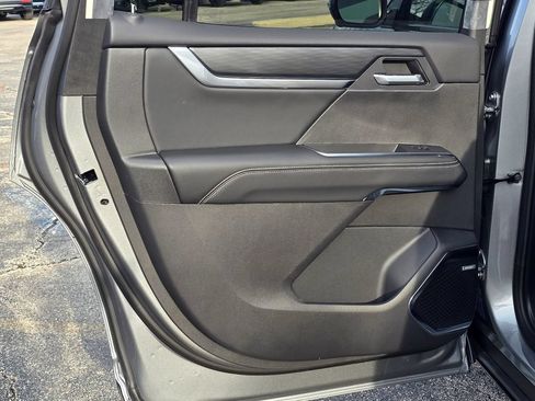New 2026 GMC Acadia Elevation w/ Black Edition AWD/4WD image 24