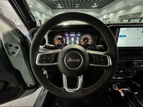 Used 2024 Jeep Wrangler Sahara w/ Technology Group image 16