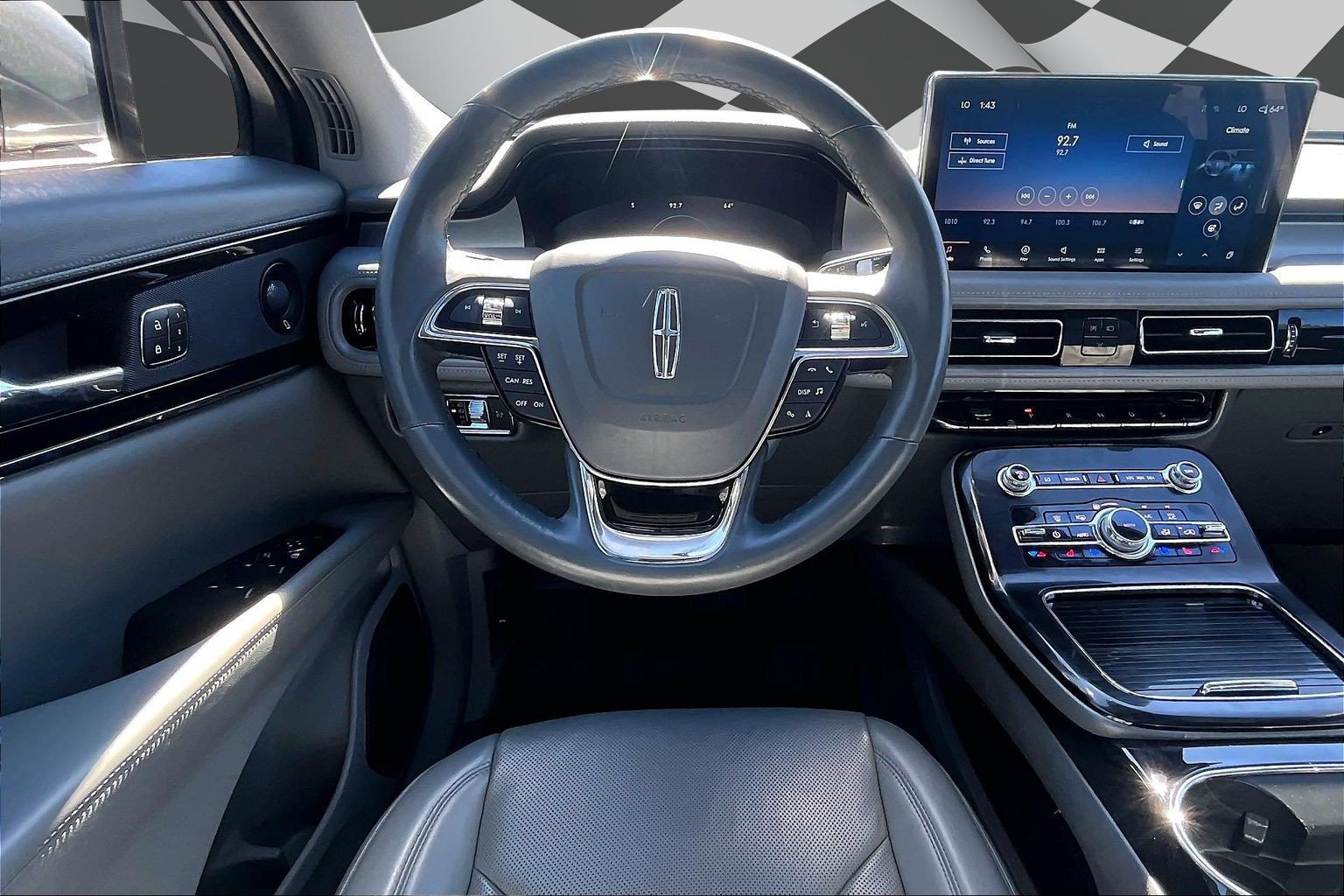 Used 2021 Lincoln Nautilus Reserve AWD/4WD image 6