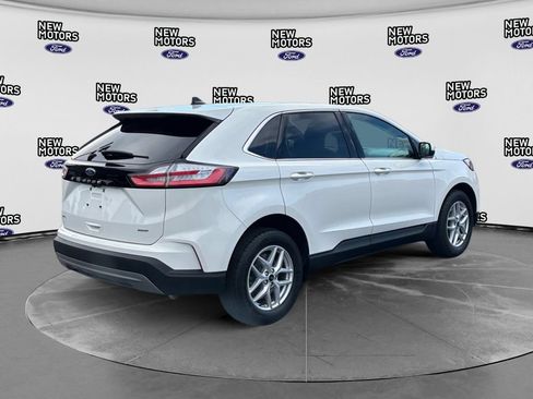 Used 2024 Ford Edge SEL w/ Convenience Package AWD/4WD image 5