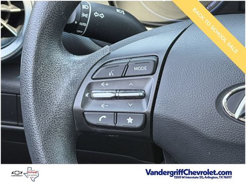 Used 2022 Hyundai Kona SEL FWD image 13
