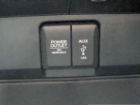 Used 2021 Honda Ridgeline Sport image 25