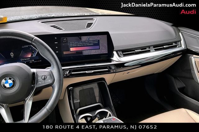Used 2024 BMW X1 xDrive28i w/ Convenience Package AWD/4WD image 6
