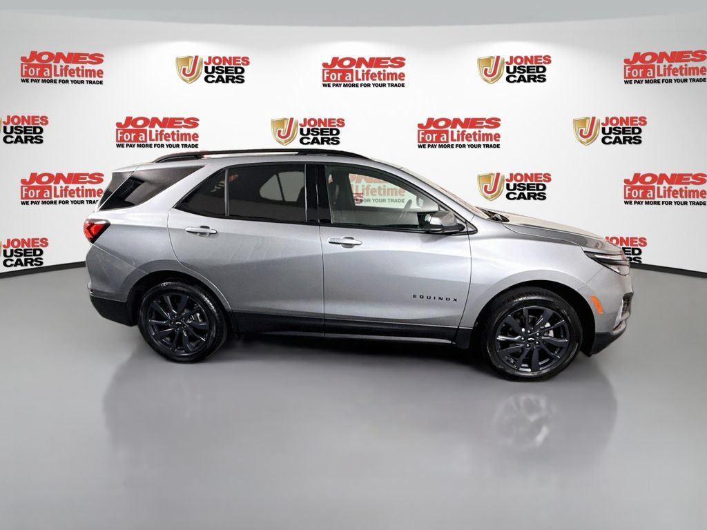 Used 2024 Chevrolet Equinox RS AWD/4WD image 18