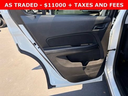 Used 2017 Chevrolet Equinox LT w/ Convenience Package FWD image 13