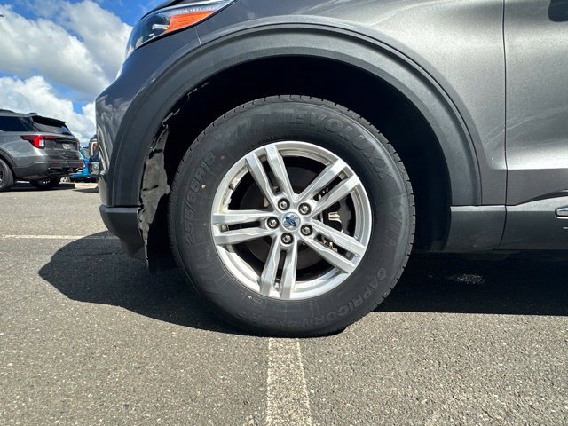 Certified 2023 Ford Explorer XLT w/ Equipment Group 202A AWD/4WD image 44