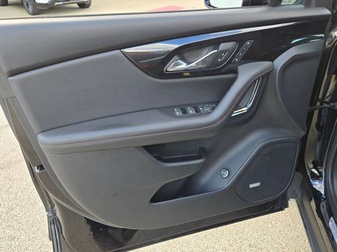 Used 2021 Chevrolet Blazer RS w/ Enhanced Convenience Package image 24