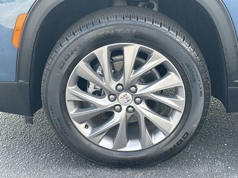 Used 2025 Buick Enclave Preferred FWD image 13
