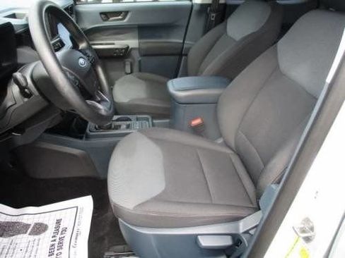 Used 2024 Ford Maverick XL image 8