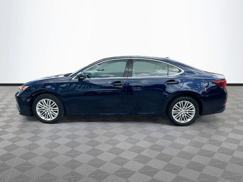 Used 2017 Lexus ES 350 w/ Premium Package FWD image 4