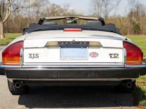 Used 1989 Jaguar XJS V12 Convertible image 7